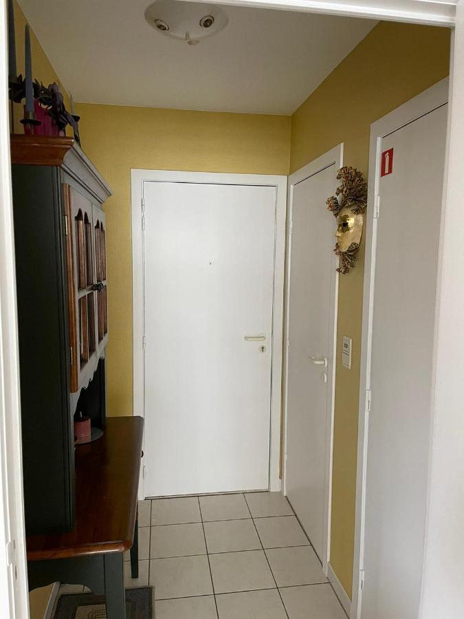 Appartement Renove A Nieuport, Franslaan 123 Residence Zonnekeer Екстер'єр фото
